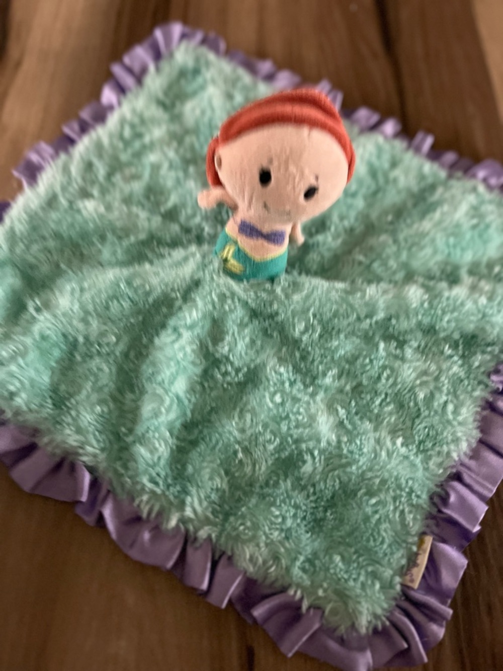 Hallmark Disney Little Mermaid Itty Bittys Ariel Lovey Security Blanket Swirls
